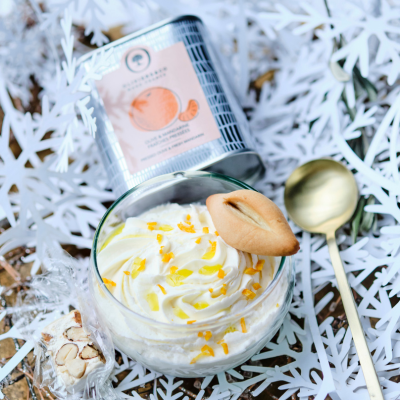 Mousse mit Orangen und Datteln